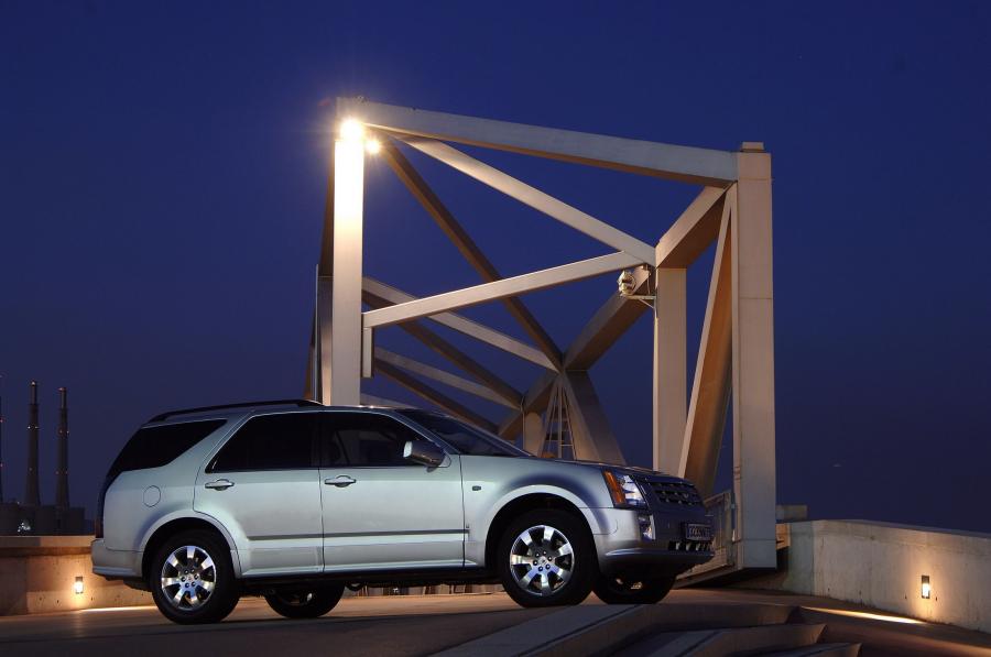  Cadillac SRX 2004 года  (фото 97 из 103)